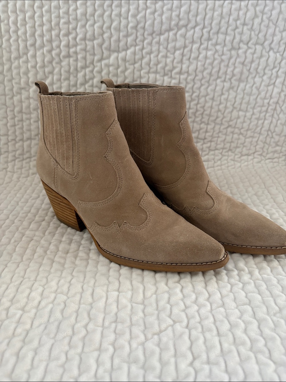 Sam Edelman Winona Western Style Suede Ankle Boots